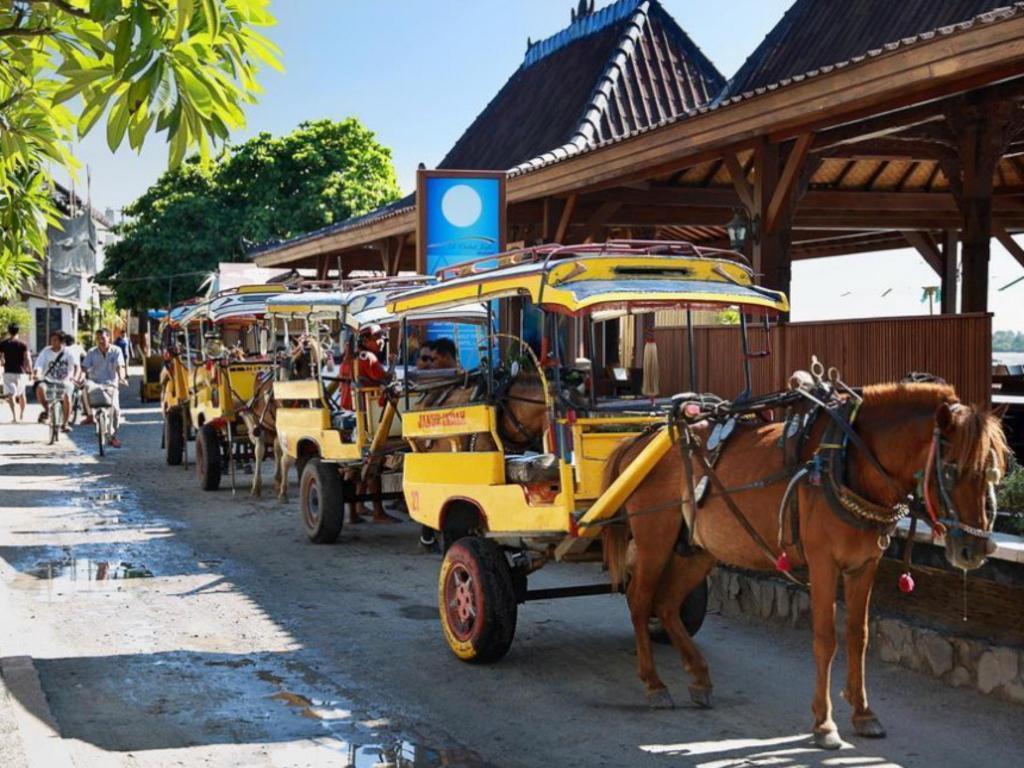 PinkCoco Gili Trawangan Hotel Eksteriør billede